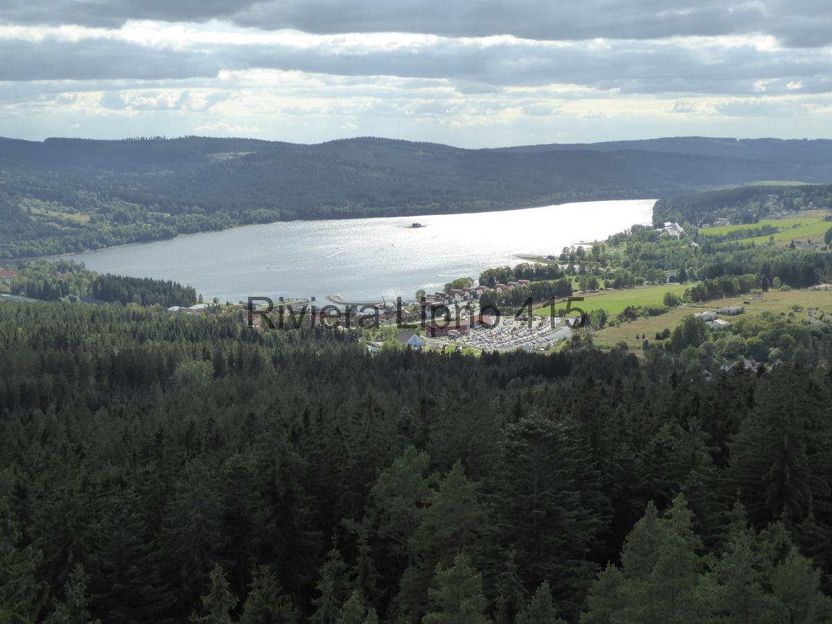 リプノ・ナト・ヴルタヴォウRiviera Lipno 415アパートメント エクステリア 写真